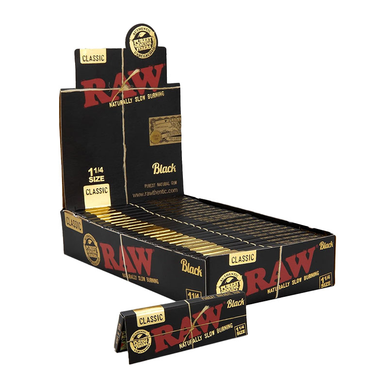 RAW CLASSIC 1 1/4 ROLLING PAPERS BLACK - 24CT